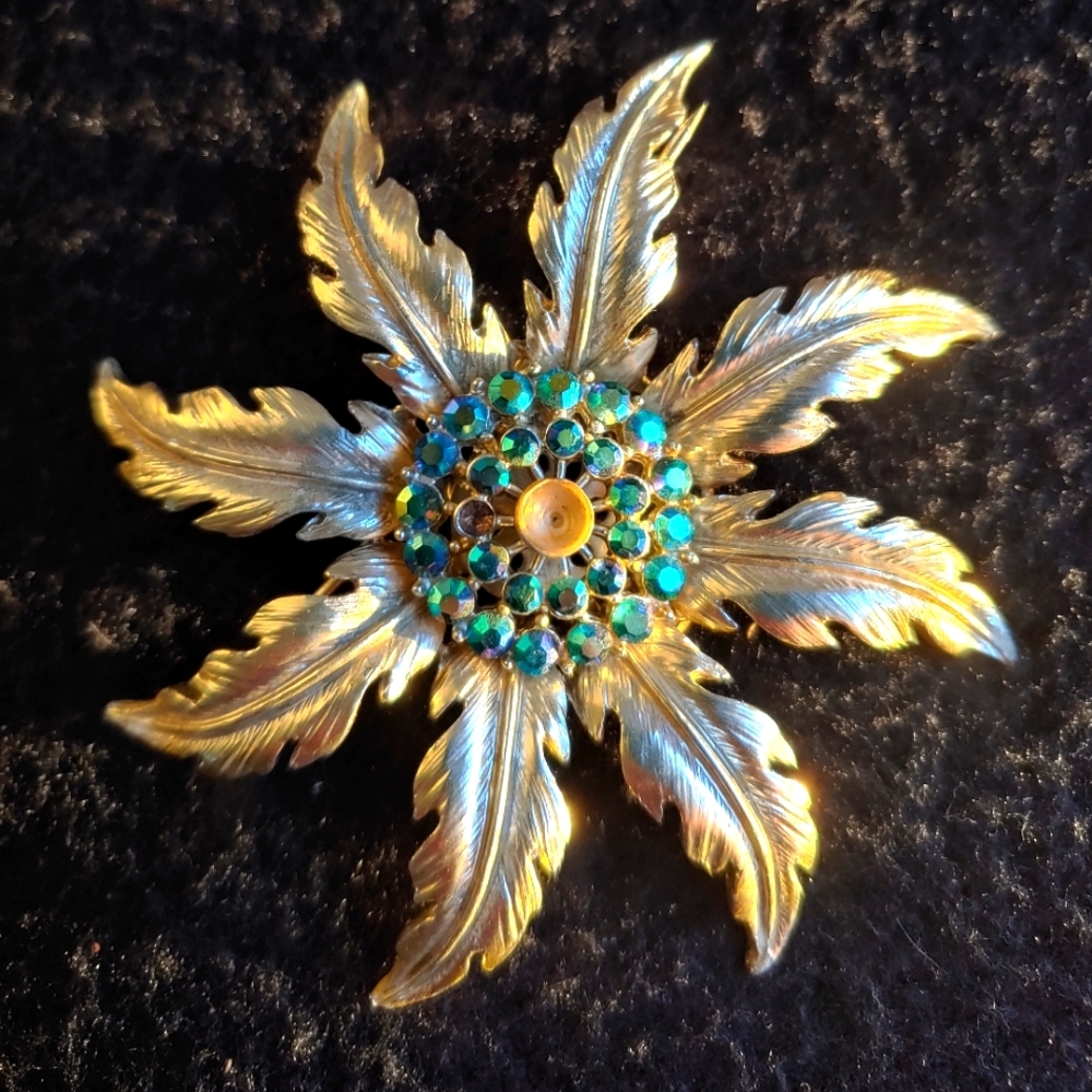 Vintage Floral Brooch Rhinestone Pin Gold Metal Irridescent Flower